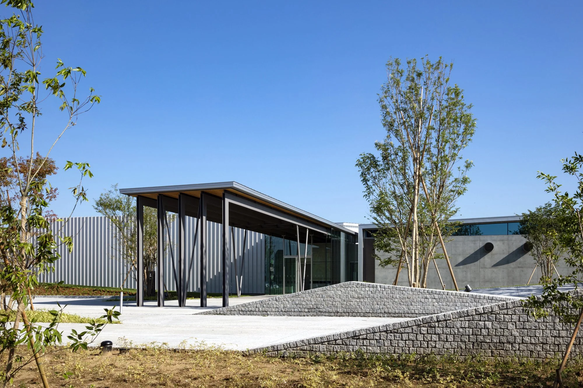 国技館新築落成記念ブロンズ 新工場 落成式！！ | コンクリート製品製造プラントの 設計